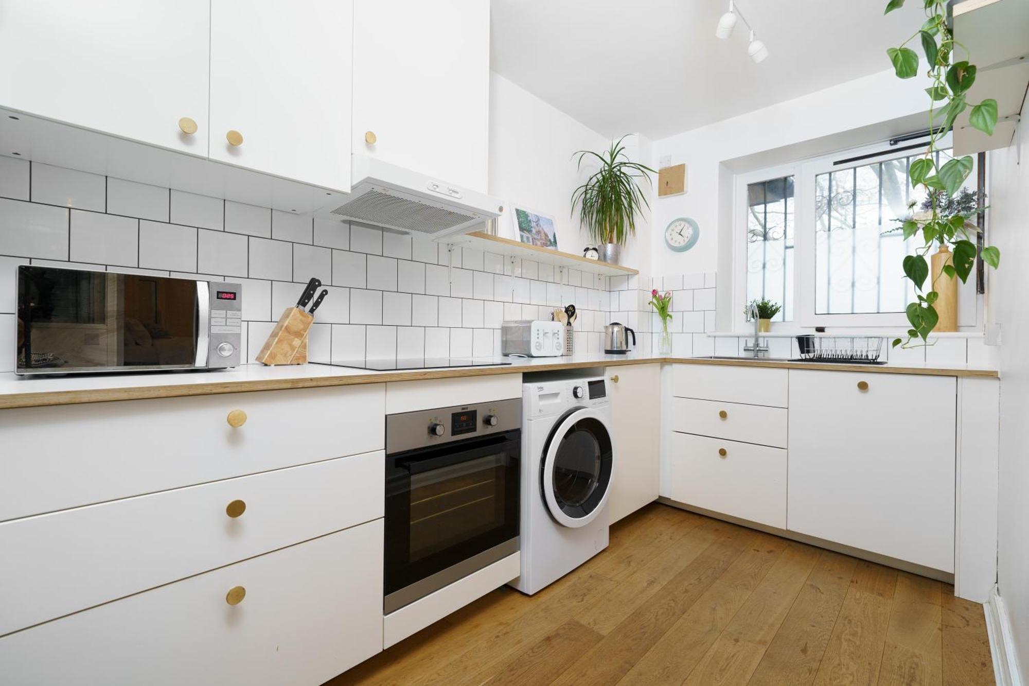 לונדון Lovely Apartment In Victoria Park Village מראה חיצוני תמונה